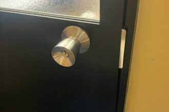 毎日を快適に🎶　ドアノブからレバーハンドルへの提案